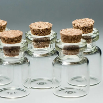 Бутылочка 22*30мм с пробкой, MAYLOTT/22300 (12)