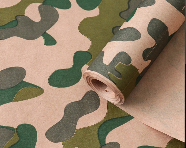 Бумага подарочная в рулоне (крафт) "Камуфляж лес"