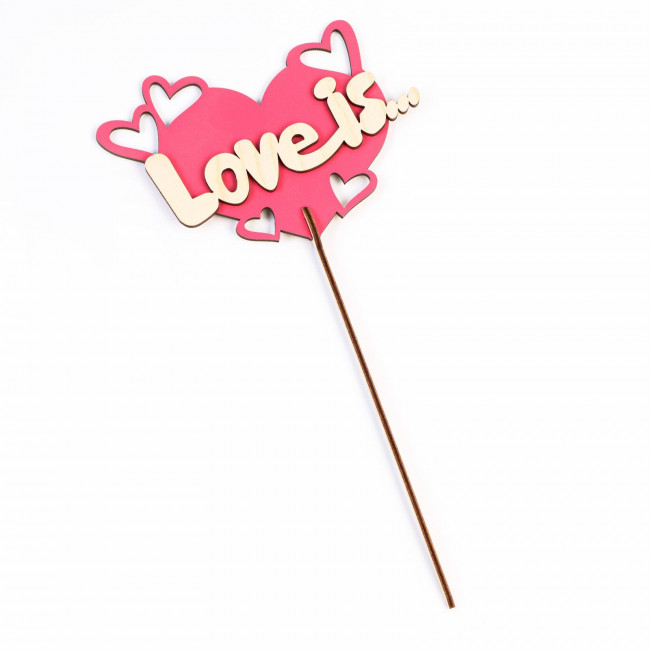 Топпер "Love is", в упаковке, красный, 15×7 см 4416128