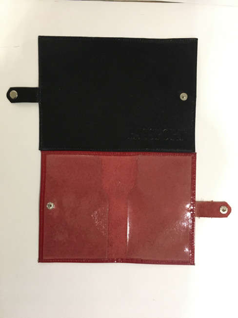 Обложка на паспорт из нат. кожи спилок с кнопкой