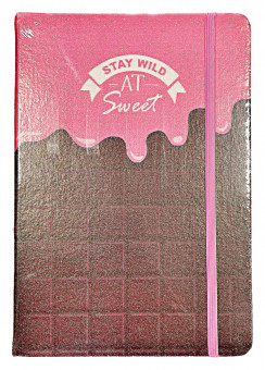 Блокнот 21 х 14,5 см, 96 л., внутренний блок в клетку, плотность бумаги 70г/м2, твердая обложка, на резинке, 4 дизайна в ассортименте, термоусадочная плёнка, картонный дисплей