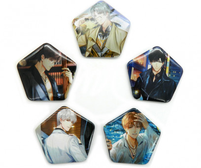 Значки JX-10 "Аниме парень" пятиугольные, диаметр 60мм, цвета ассорти, в ПВХ-пакете (10/1000) Значки JX-10 "Аниме парень" пятиугольные, диаметр 60мм, цвета ассорти, в ПВХ-пакете (10/1000)