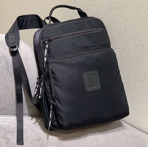 Рюкзак  1304-5/Черный 37*27*13см, текстиль, 2 отделения, 4 наружных кармана, 4 внутренних, в зип-пакете (1/20)