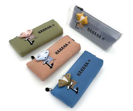 Пенал   CL-26 "Лис на самокате" косметичка, текстиль, на молнии, цвета ассорти, в упаковке ПВХ (1/12/288)