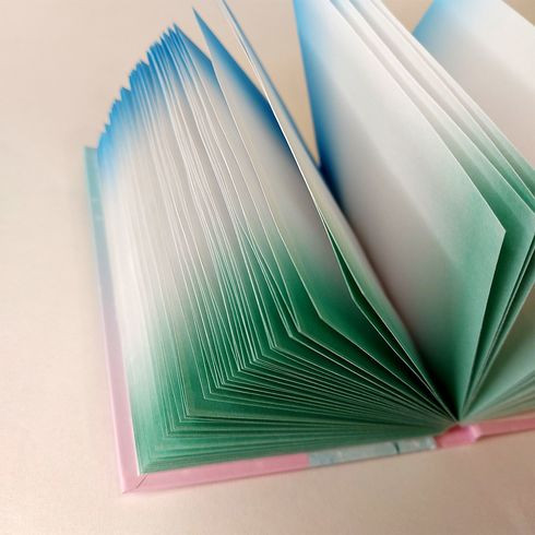 Скетчбук А6 переплёт твёрдый 80л. "Милый котёнок" ламинация матовая, белый блок с градиентом ВG (2/24)