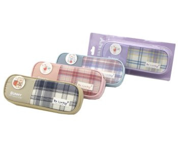 Пенал 1 отд. CR-44 "Зайка" овальный, текстиль в клетку, со значком, без наполнения, цвета ассорти, в упаковке ПВХ (1/30/180) Пенал 1 отд. CR-44 "Зайка" овальный, текстиль в клетку, со значком, без наполнения, цвета ассорти, в упаковке ПВХ (1/30/180)