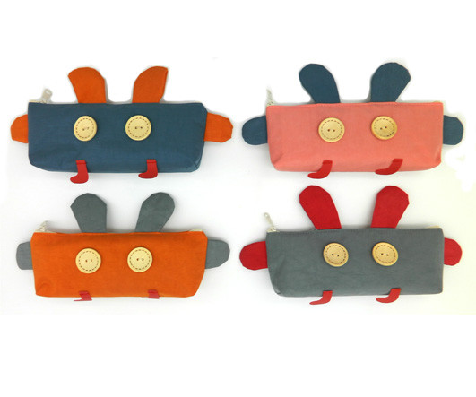 Пенал   QYF-77 TR-AA01774 С пуговицами-глазами, "ушами и лапами", однотонный текстиль ассорти (1/4/240)