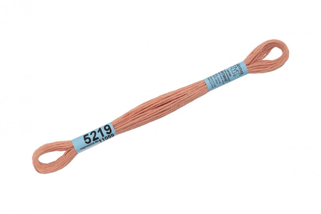 Нитки для вышивания "Gamma"    мулине  ( 3173-6115 )  100% хлопок     8 м №5219 бежево-розовый