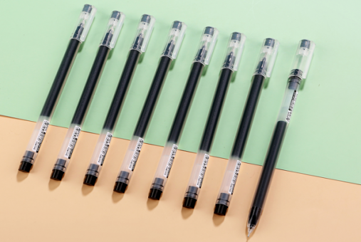 Ручка гелевая черная 0,5мм, пиш.резерв 10км, Aodemei GP-039 (60) Ручка гелевая черная 0,5мм, пиш.резерв 10км, Aodemei GP-039 (60)