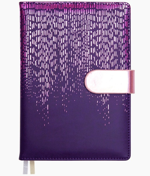 Ежедневник недатированный "deVENTE. Beatrice" B6 (120 ммx170 мм) 320 стр, белая бумага 70 г/м², печать в 2 краски, твердая обложка из искусственной кожи с поролоном, тиснение фольгой, блестящая магнитная застежка, отстрочка, перфорация, закругленные уголк