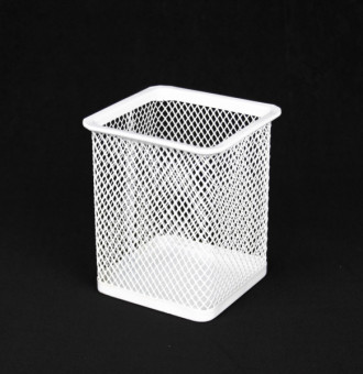 Стакан металлический квадратный  . Цвет- белый