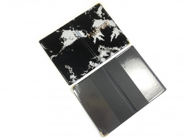 Обложка на паспорт WENZER OFFiCE из ПВХ глянцевого, тиснение зол. Passport, асс. (50)