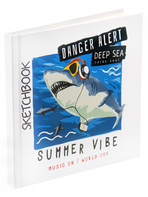 Скетчбук "Акула в наушниках" 7БЦ, 150*150 мм, глянцевая ламинация, 80 л С80-5058 Скетчбук "Акула в наушниках" 7БЦ, 150*150 мм, глянцевая ламинация, 80 л С80-5058