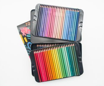 Карандаши 72 цв. Brutfuner WBF-2 масляные деревянные, заточенные, в черной металлической коробке (1/5/20) Карандаши 72 цв. Brutfuner WBF-2 масляные деревянные, заточенные, в черной металлической коробке (1/5/20)