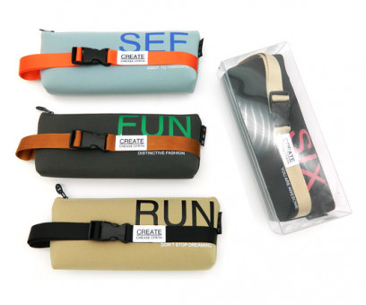 Пенал CN-52/CI-29 "Create" косметичка, полиэстер, с надписью, с пластиковым карабином, цвета ассорти, в упаковке ПВХ (1/12/288) Пенал CN-52/CI-29 "Create" косметичка, полиэстер, с надписью, с пластиковым карабином, цвета ассорти, в упаковке ПВХ (1/12/288)