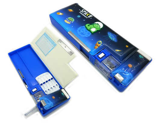 Пенал CO-55 "Космическое приключение" пластик, двухсторонний короб на магните, с клапаном для ручек и точилкой на 2 отд, синий, в пакете №35240-27 (1/1/96) Пенал CO-55 "Космическое приключение" пластик, двухсторонний короб на магните, с клапаном для ручек и точилкой на 2 отд, синий, в пакете №35240-27 (1/1/96)