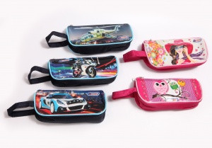 ПЕНАЛ-КОСМЕТИЧКА НА 1 ОТДЕЛ С  3D  РИСУНКОМ И РУЧКОЙ  195*55ММ*80ММ АССОРТИ 6 ДИЗАЙНОВ