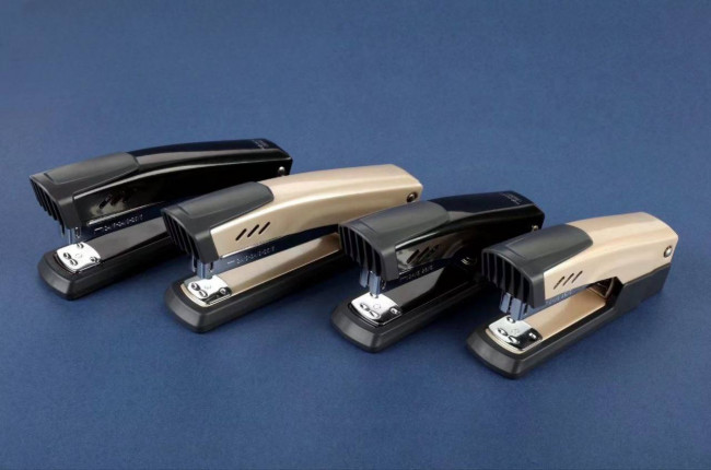 Степлер №24/6 пластиковый, цв. ассорти, Cobest/DS361 (12)