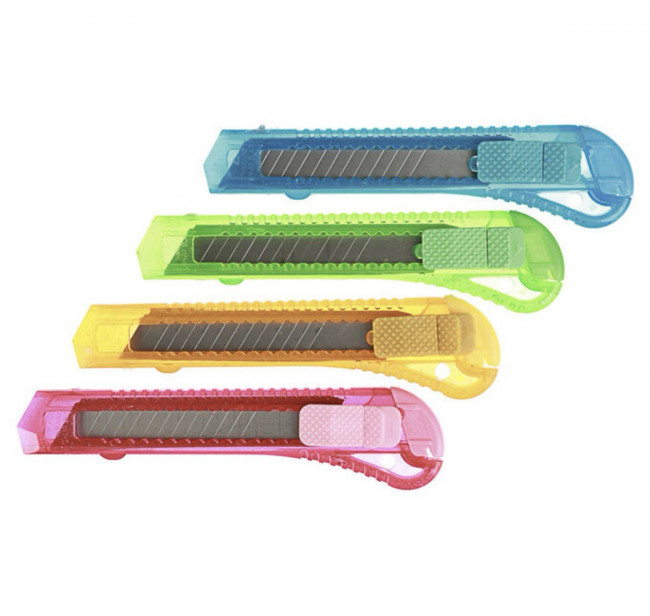 Нож канцелярский 18мм, пластиковый корпус, на блистере, MiC/87-12PC (12) Нож канцелярский 18мм, пластиковый корпус, на блистере, MiC/87-12PC (12)