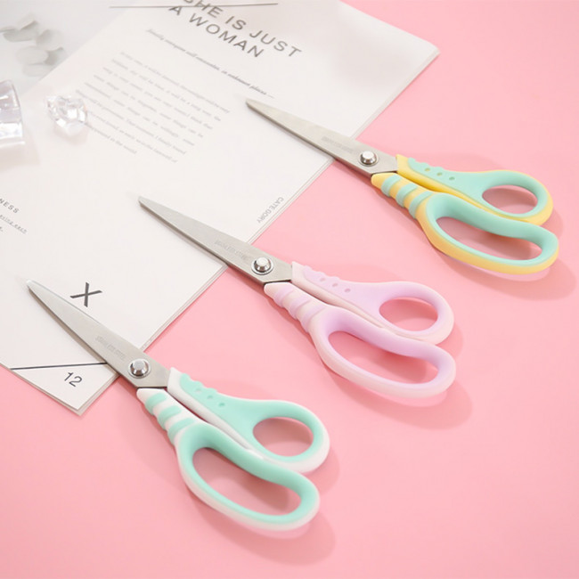 Ножницы 178 мм, нержавеющая сталь, резиновые вставки, OULE/DJ-8282 (24) Ножницы 178 мм, нержавеющая сталь, резиновые вставки, OULE/DJ-8282 (24)