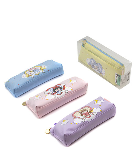 Пенал QYF-7 TR-AA03443 "Лолита" косметичка, полиэстер, с рисунком, цвета ассорти, в упаковке ПВХ (1/4/240) Пенал QYF-7 TR-AA03443 "Лолита" косметичка, полиэстер, с рисунком, цвета ассорти, в упаковке ПВХ (1/4/240)